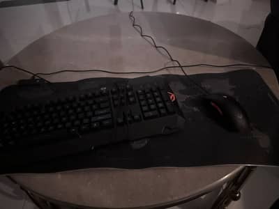 Hardly used keyboard for sale