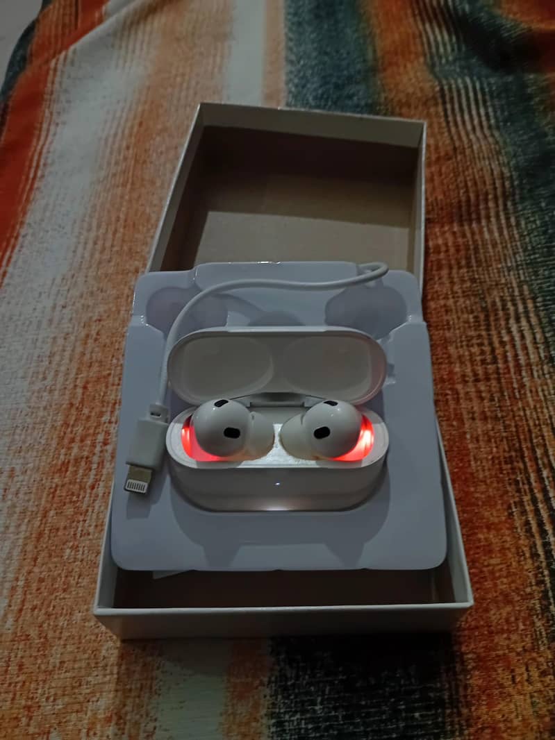 Earbuds 1