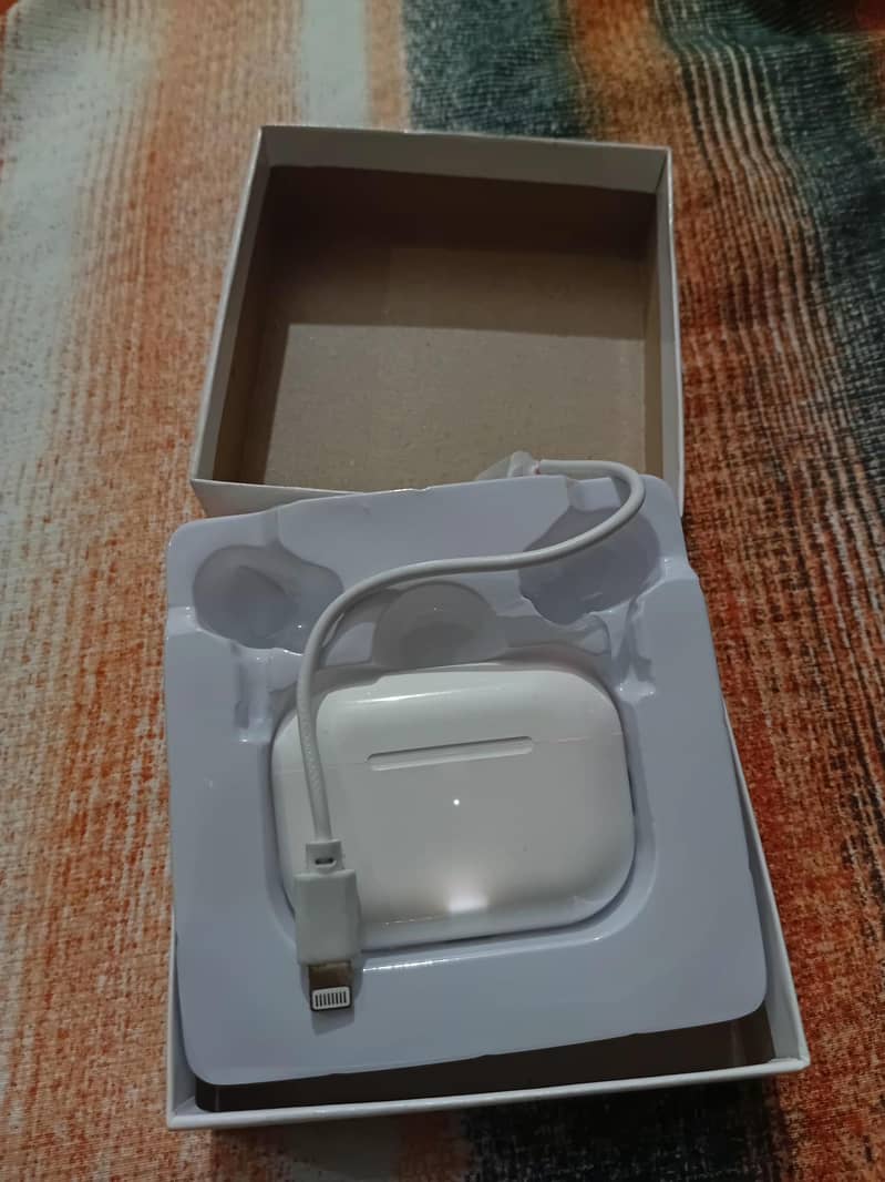 Earbuds 2