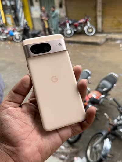 Google Pixel 8