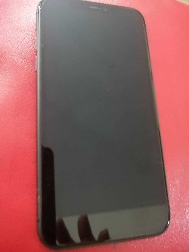 Apple iPhone 11 3