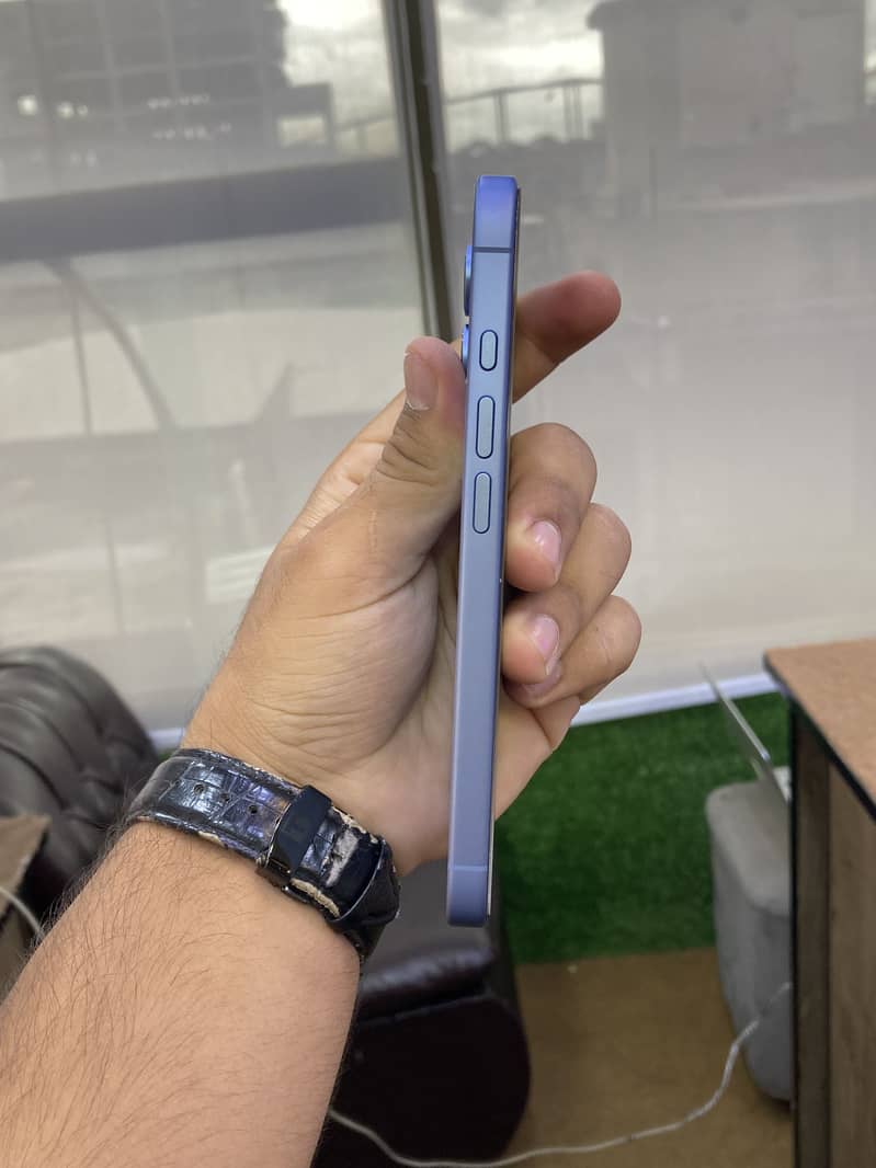 Apple iPhone 17 1