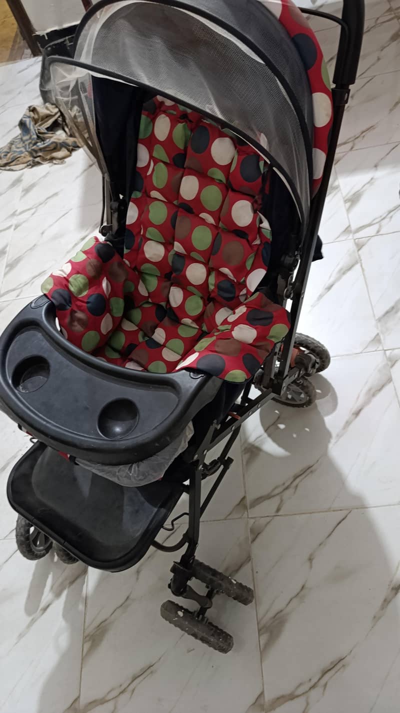 Pram (Slightly Used) 3
