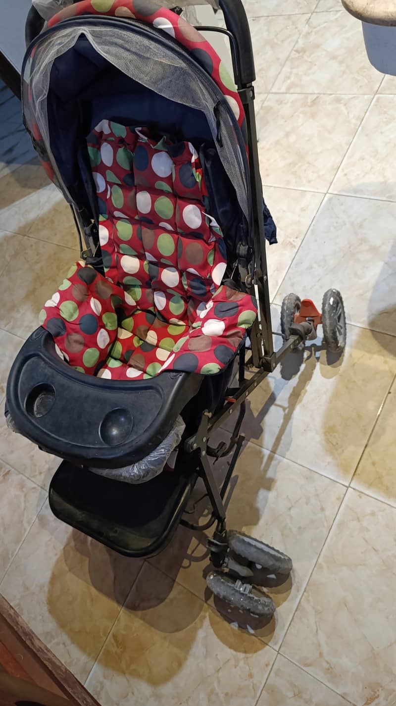 Pram (Slightly Used) 7