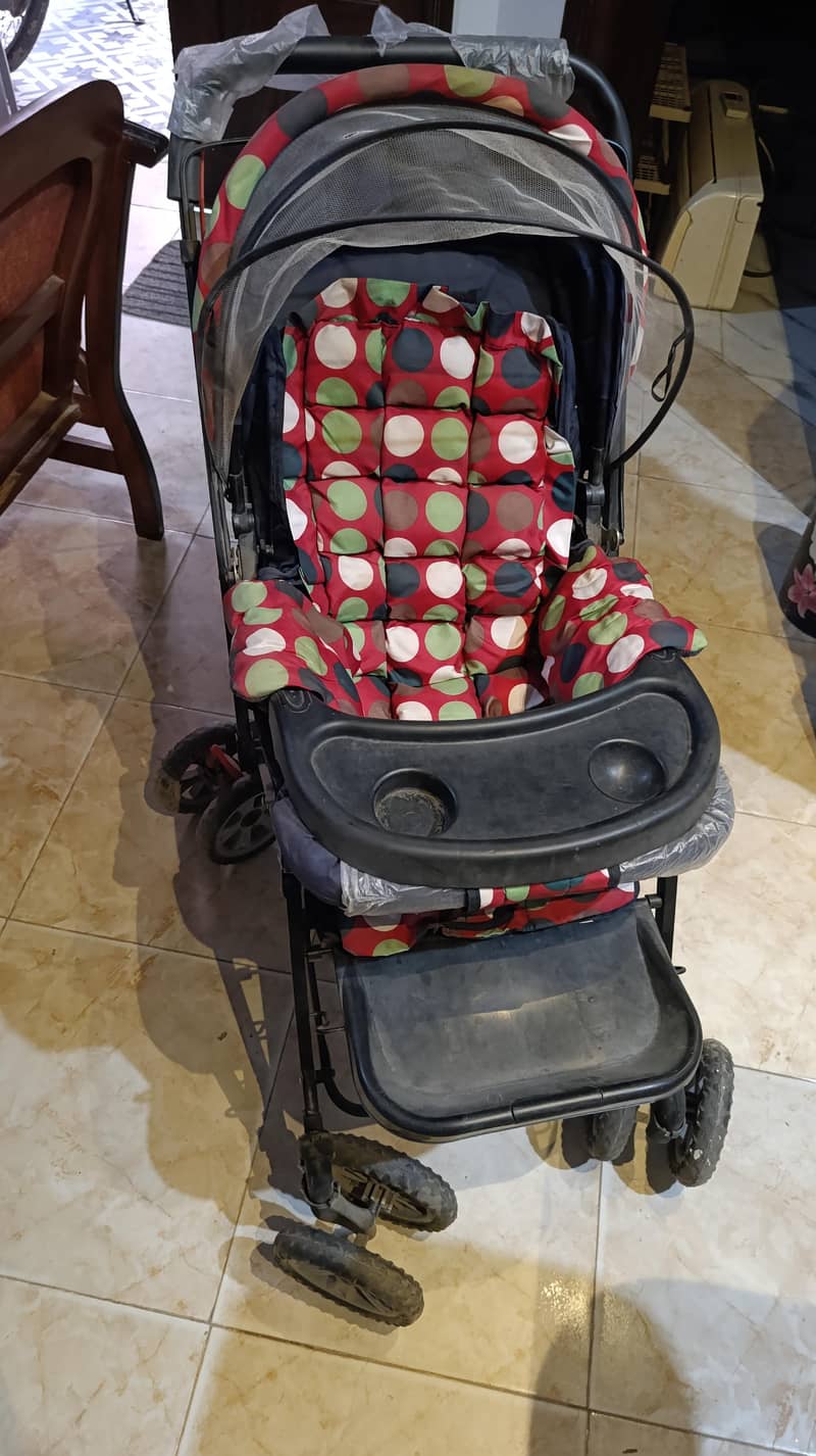 Pram (Slightly Used) 8