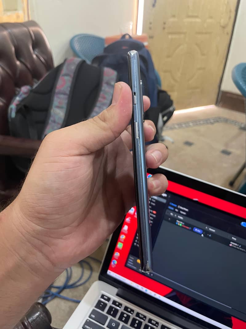 One Plus 8 5G 2