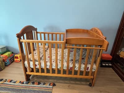 Wooden cot for upto 5 years of age