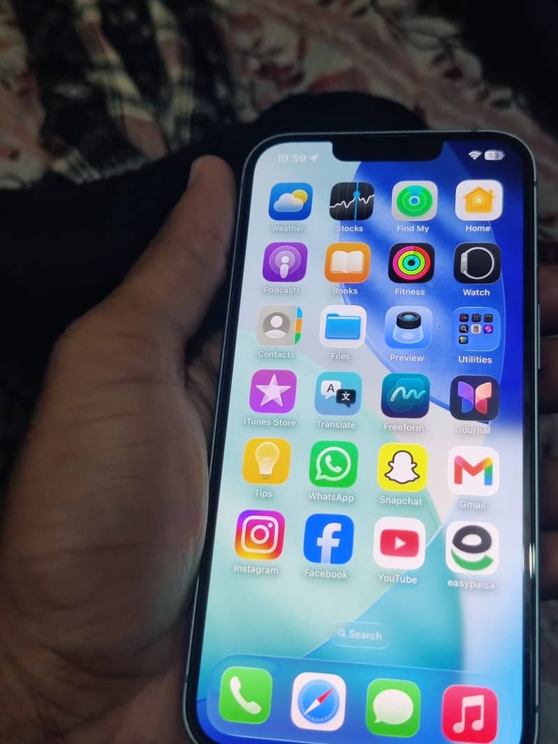Apple iPhone 14 4