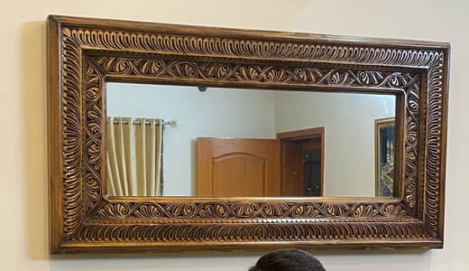 Wall mirror