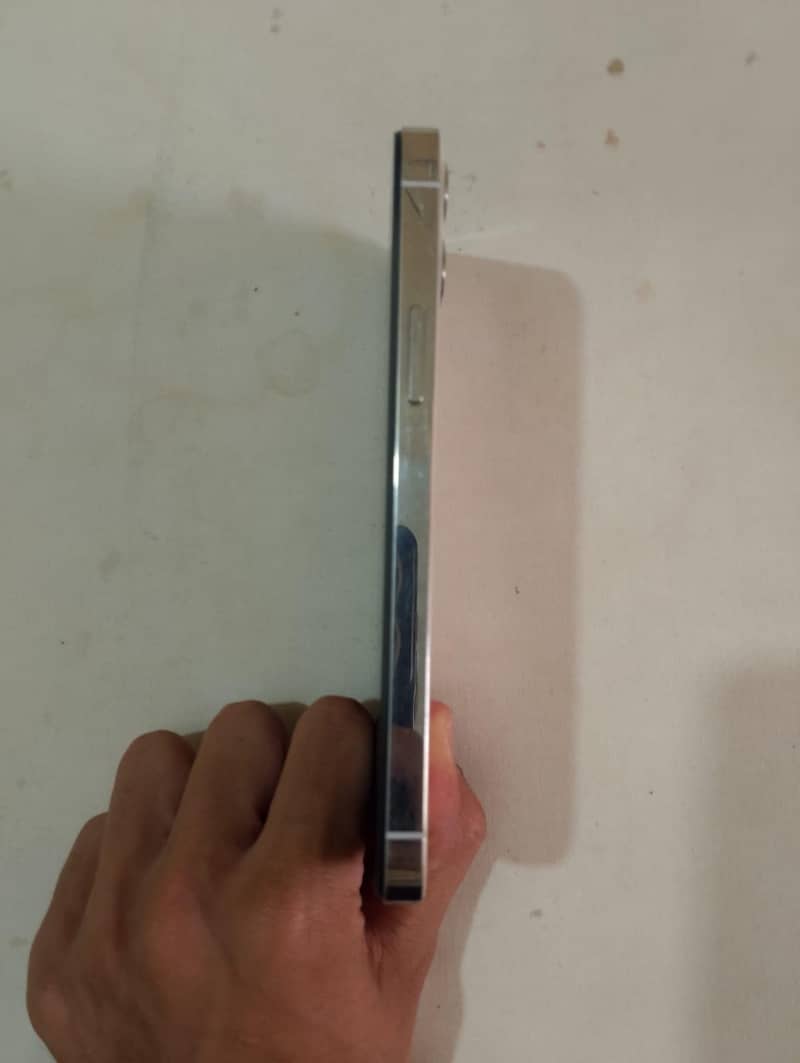 Apple iPhone 12 Pro 3