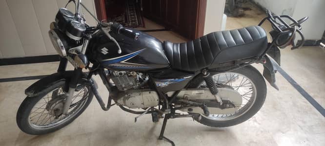 Suzuki Gs 150 2015 Model