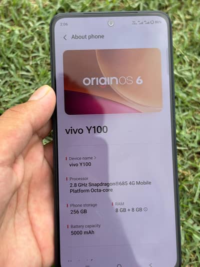 Vivo Y100 10/ 8 Pta approved 8/256 with original charger and box