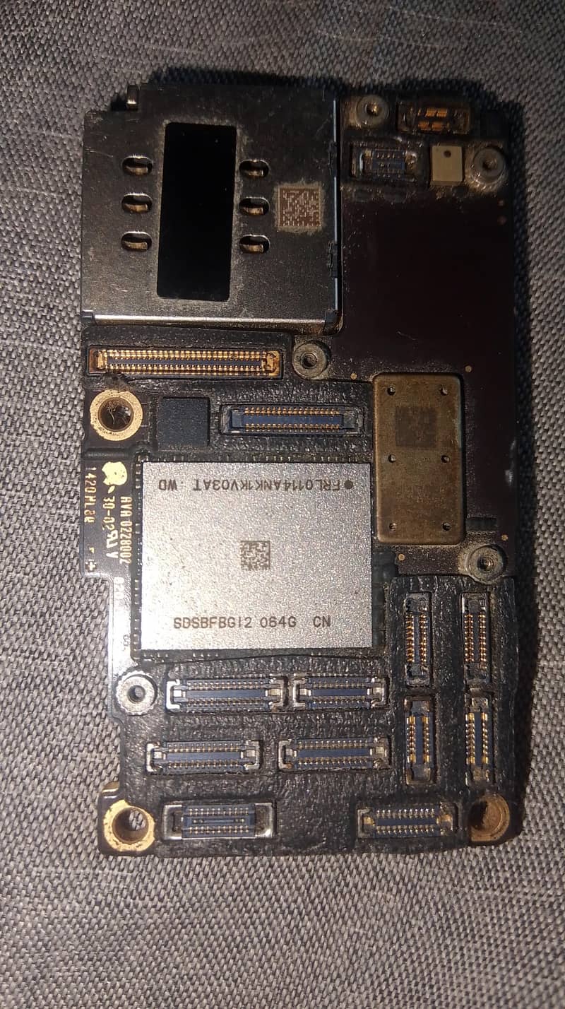 Apple iPhone 11 Pro Max 1