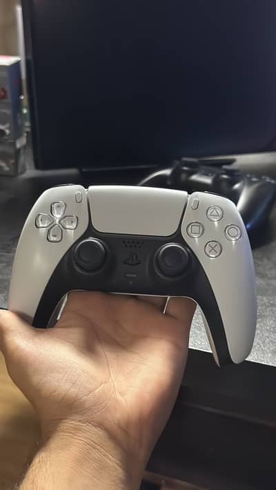 PS5 controller