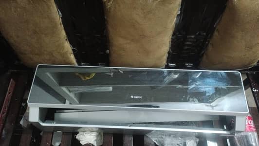 Gree AC  1.5 Ton Non Inverter Model