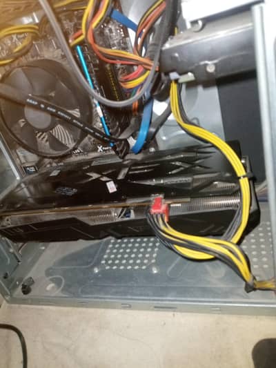 INTEL GAMING PC condition 10/10