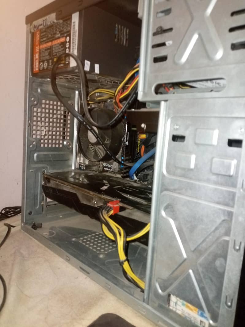 INTEL GAMING PC condition 10/10 3