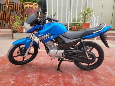 Yamaha YBR-125 _ Model -2016 _ Karachi Registerd 1st owner