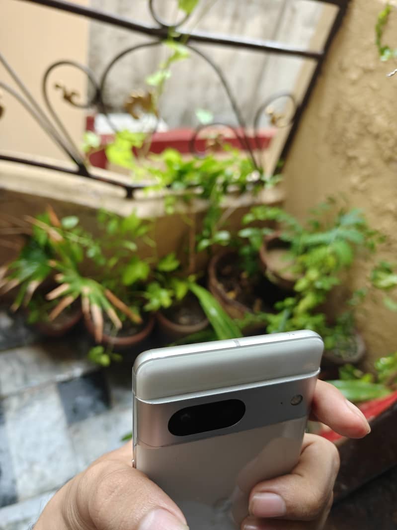 Google Pixel 7 3