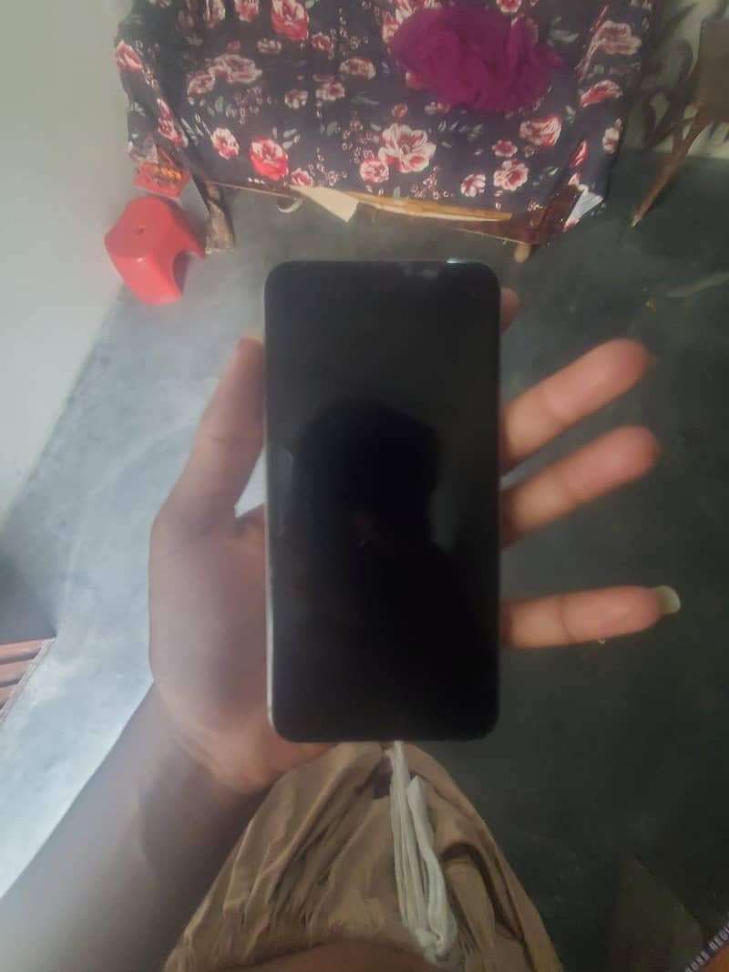 Apple iPhone 6 Plus 0