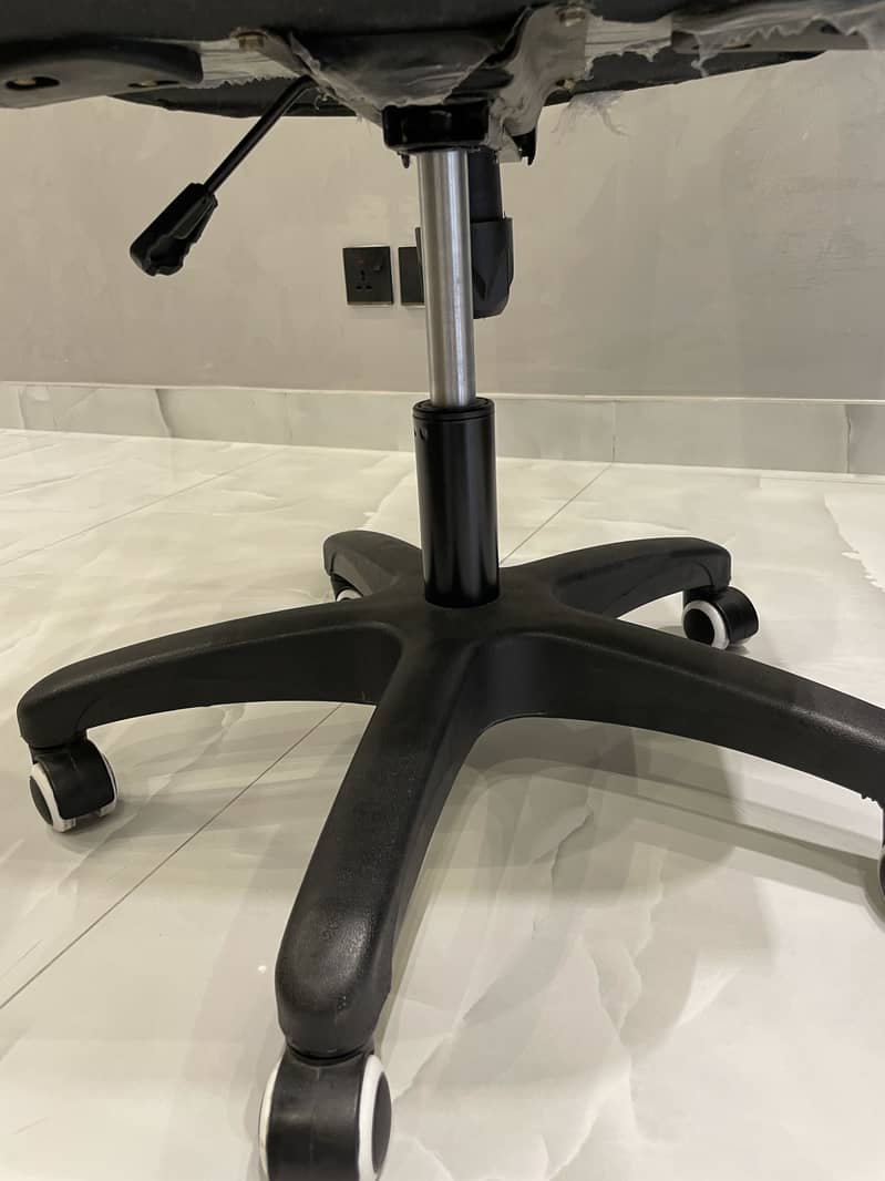 study chair 2