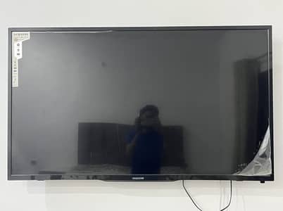 65 Inch Samsung Style LED TV (Copy) | Only 1 Year Used | Like New