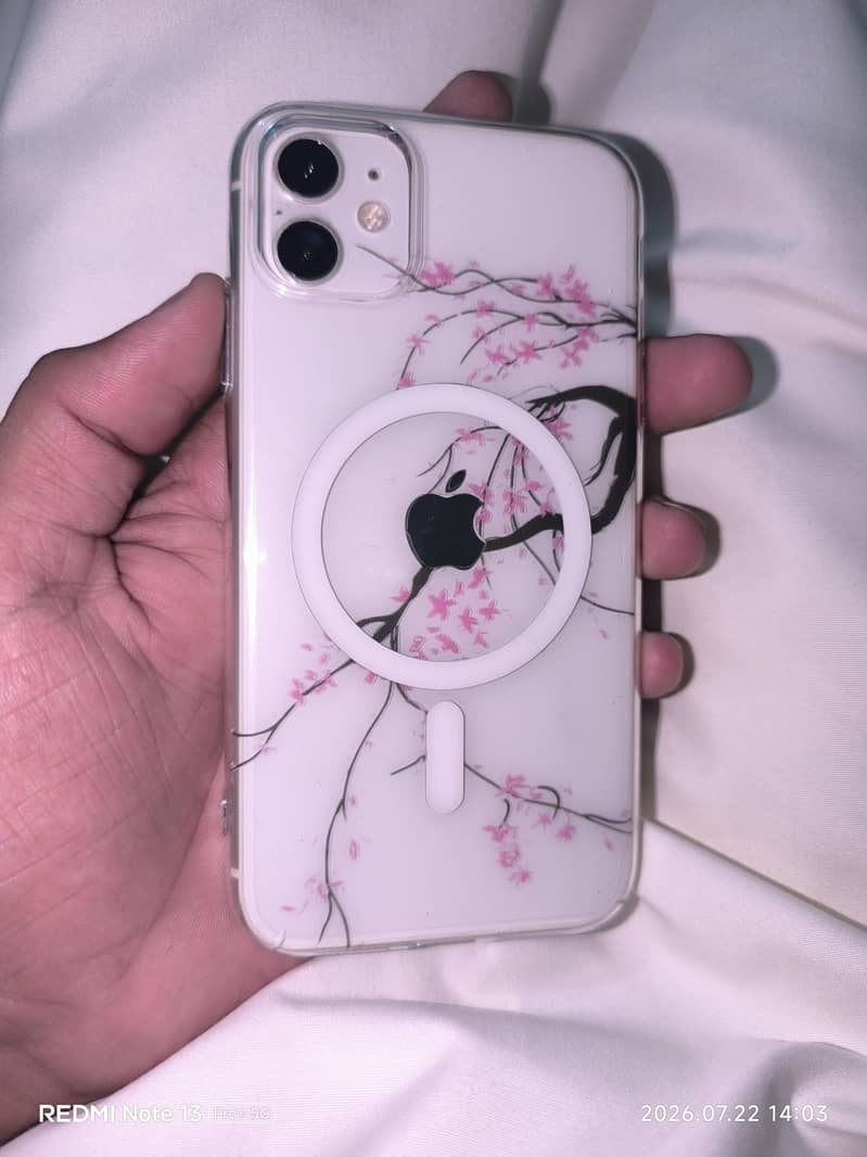 Apple iPhone 11 3