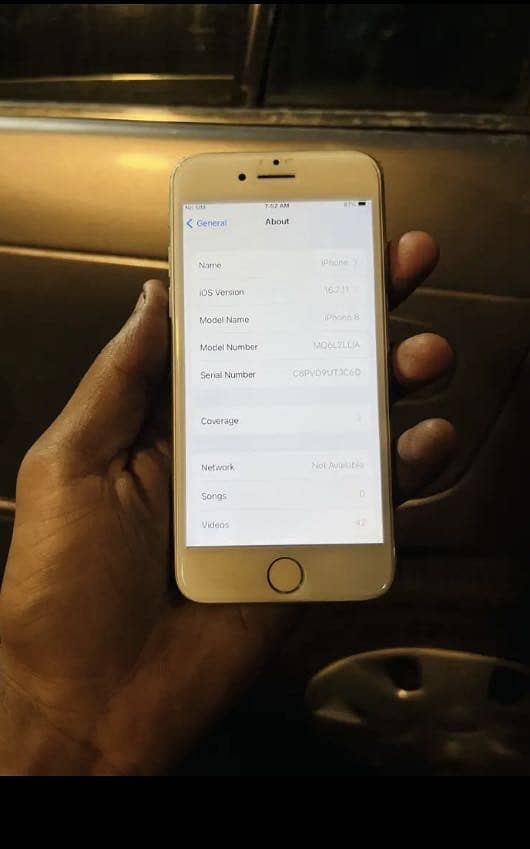 Apple iPhone 8 5