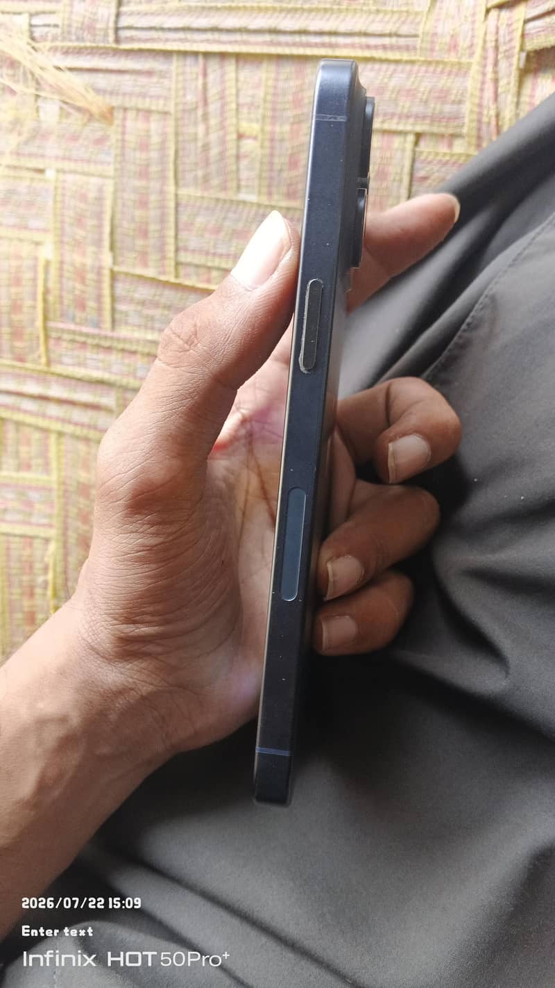 iphone 15 pro max 1