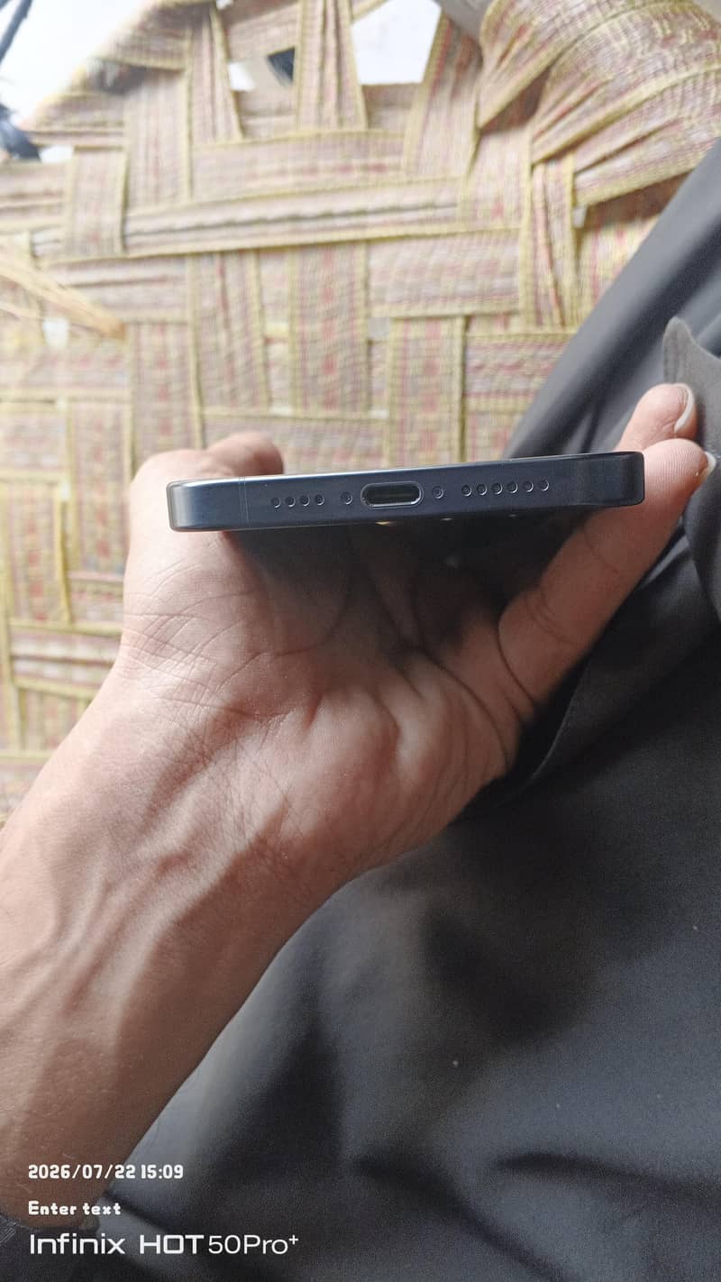 iphone 15 pro max 4