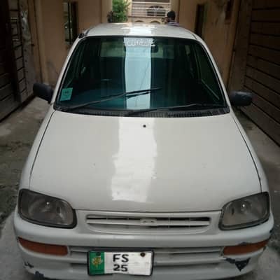 Daihatsu Cuore 2002
