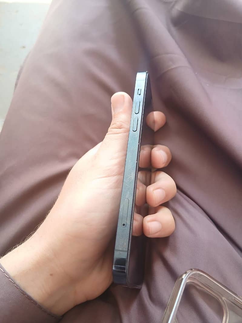 Iphone 12pro 0