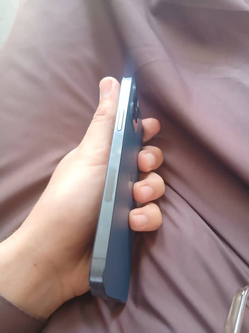Iphone 12pro 7