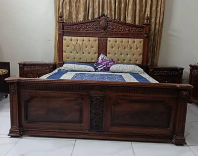 complete bed set with chairs