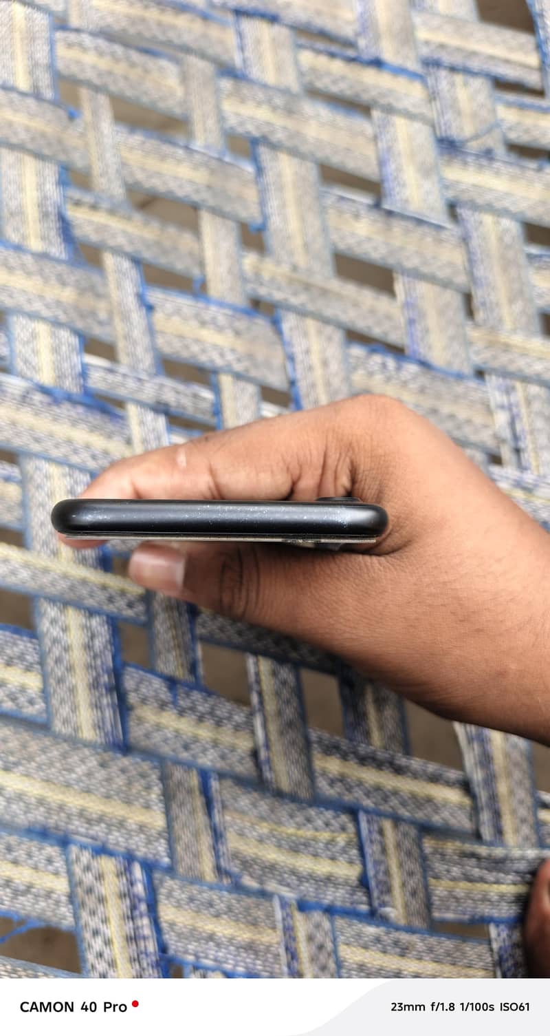 Apple iPhone 7 4