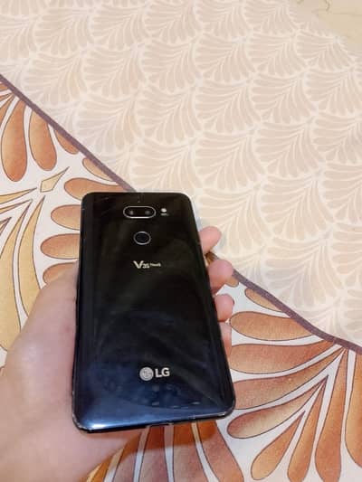 LG V35 ThinQ
