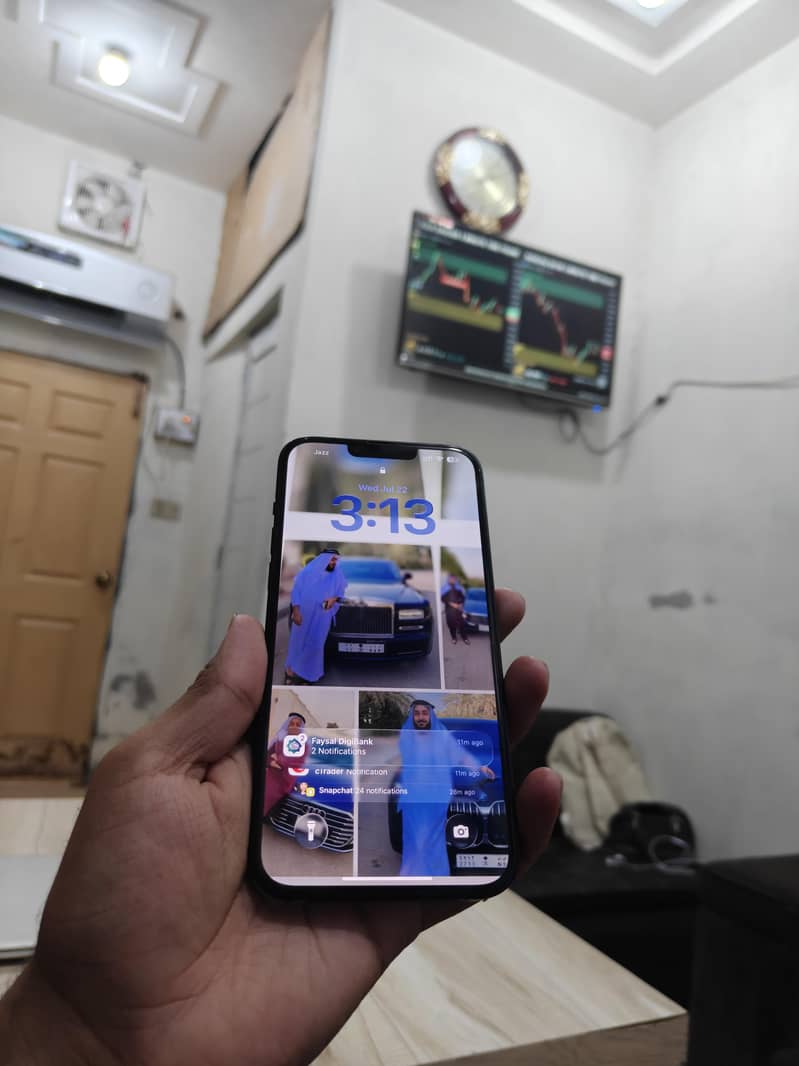 Apple iPhone 14 plus 4
