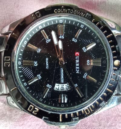 WRIST WATCH