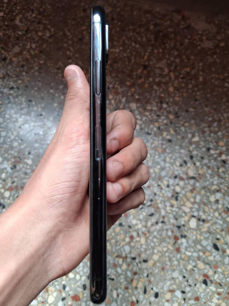 Apple iPhone X 2
