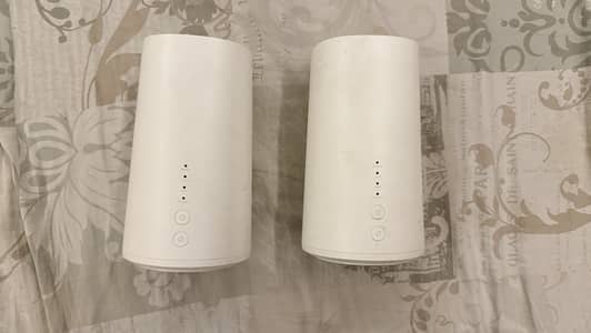 Huawei B528s-23a 4G LTE WiFi Router