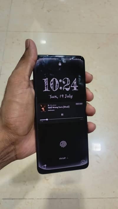 Samsung Mobile S20 Plus