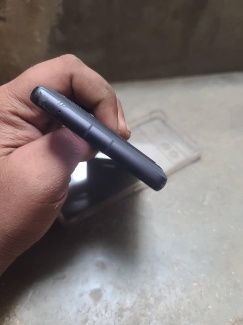 Google Pixel 7a 13