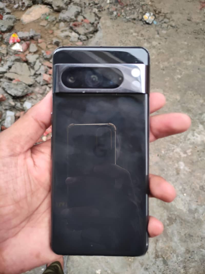Google Pixel 8 Pro 1