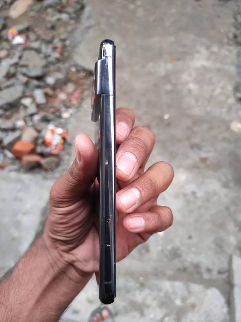 Google Pixel 8 Pro 3