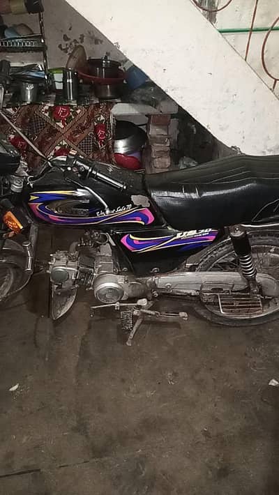 United Motorcycle For Sale Good Condition Urgent Sale