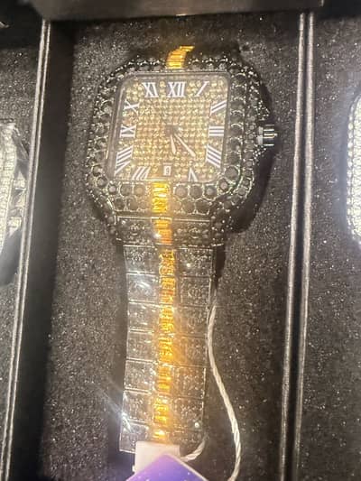 Brand new stylish watch automatic