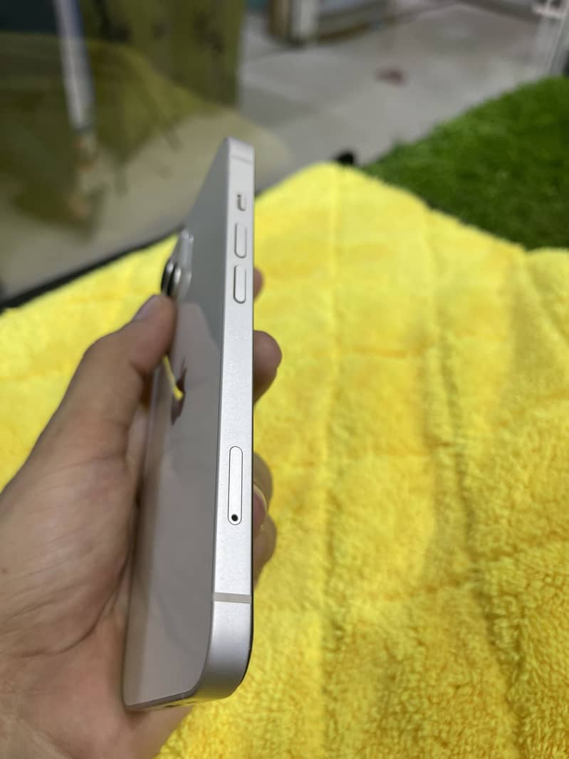 Apple iPhone 13 Non PTA | Original | Excellent Condition 3