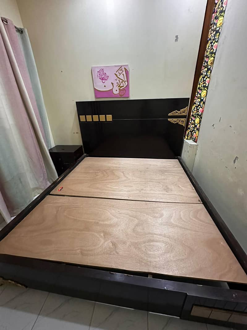 king size bed 1
