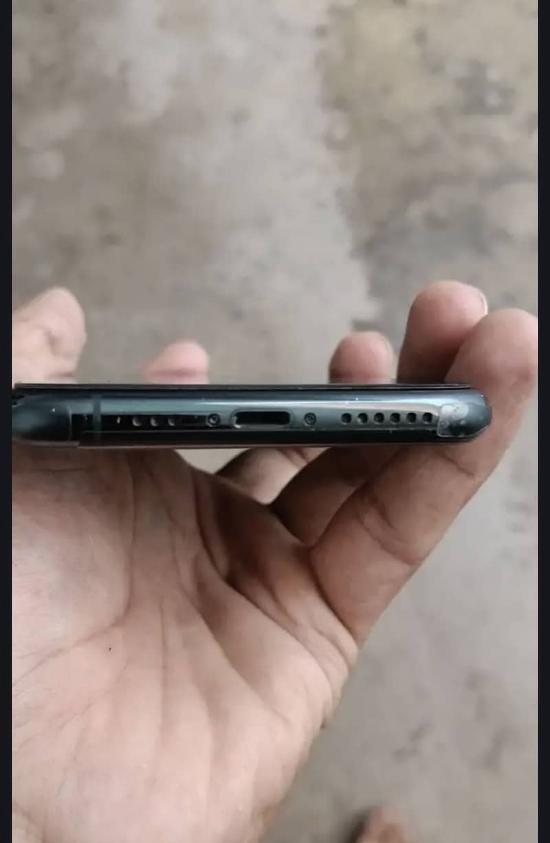 iPhone 11 Pro Max 3