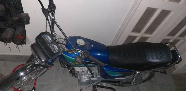 Honda 125 Fuel Tank for sale in Good Condition